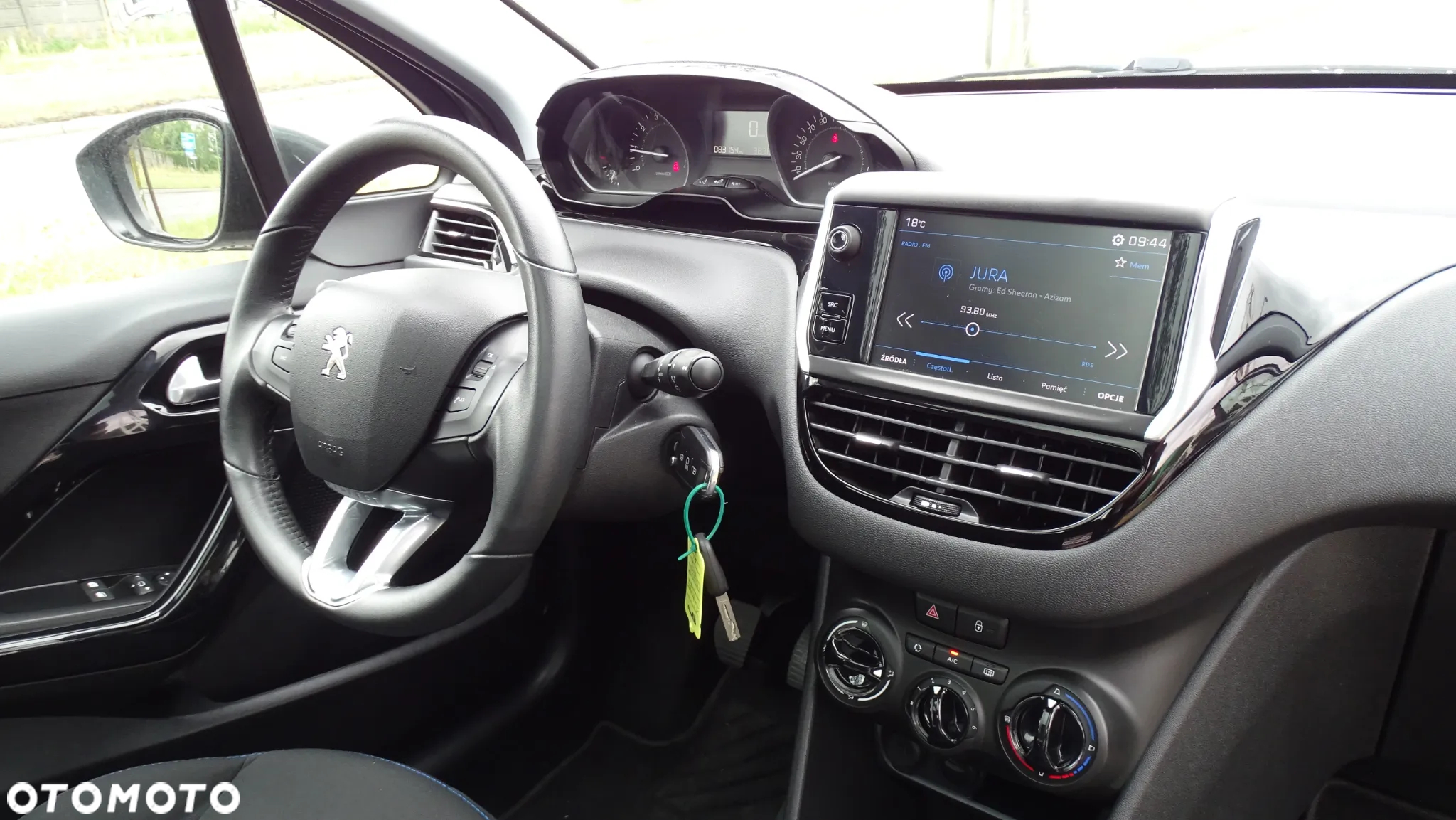 Peugeot 208 PureTech 82 Stop & Start Signature - 17