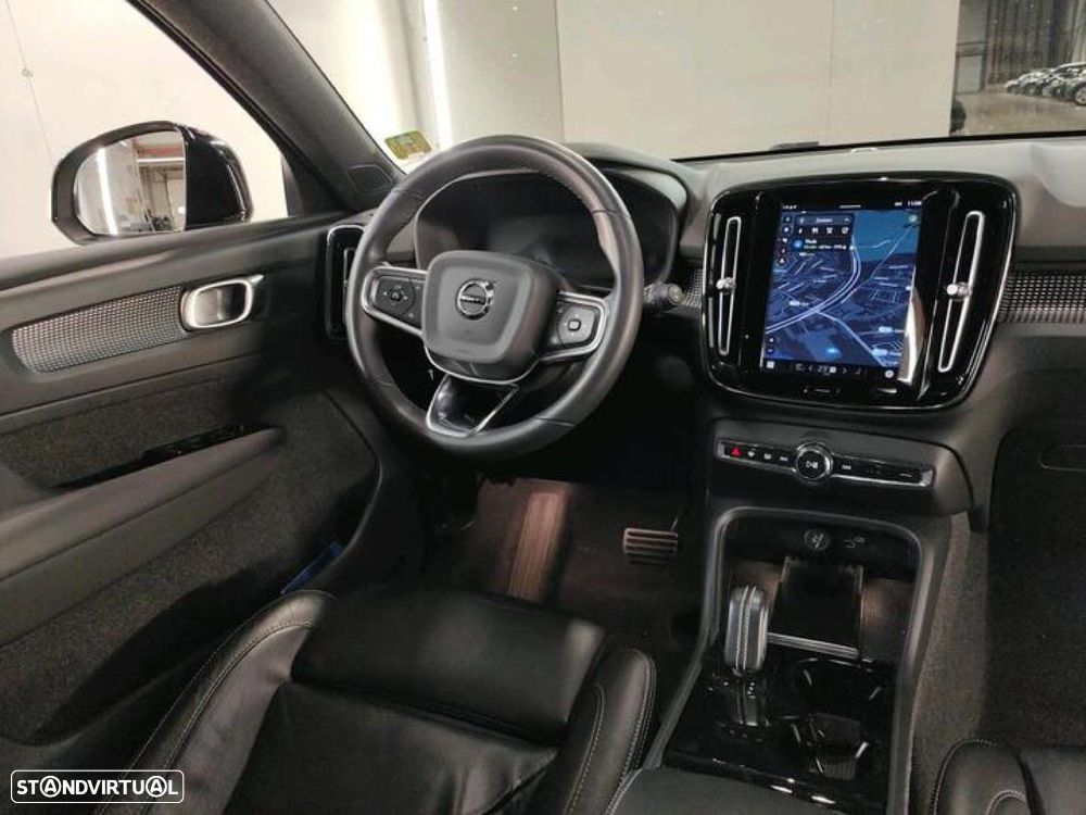 Volvo XC 40 Recharge Twin Plus - 4