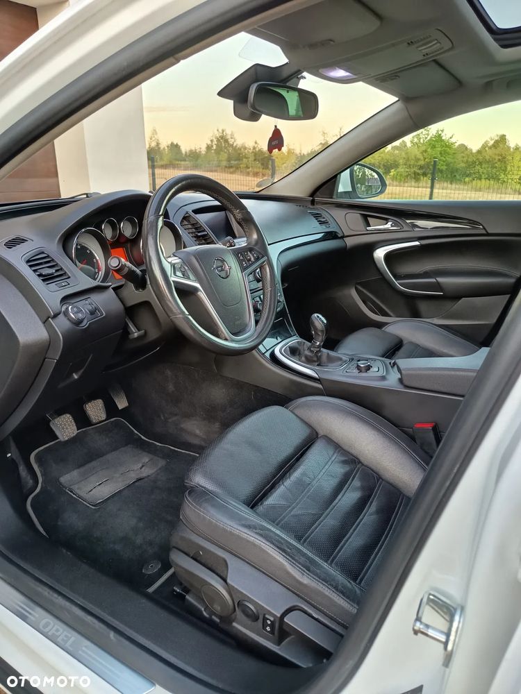 Opel Insignia 2.0 CDTI Sports Tourer - 12
