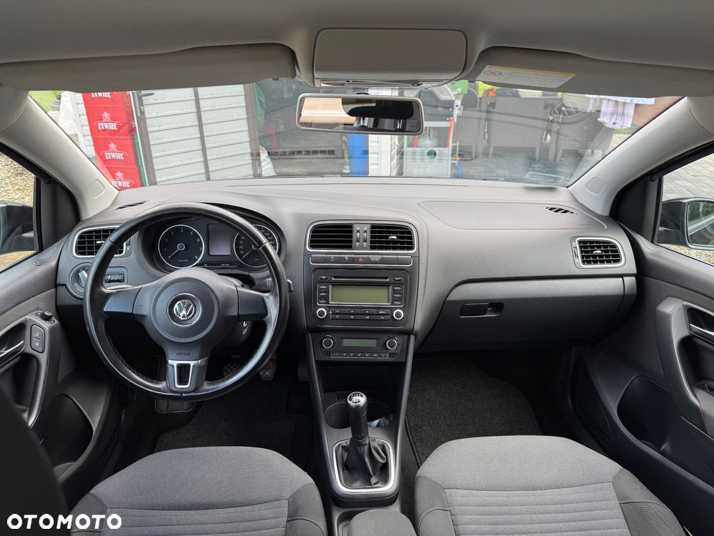 Volkswagen Polo - 11
