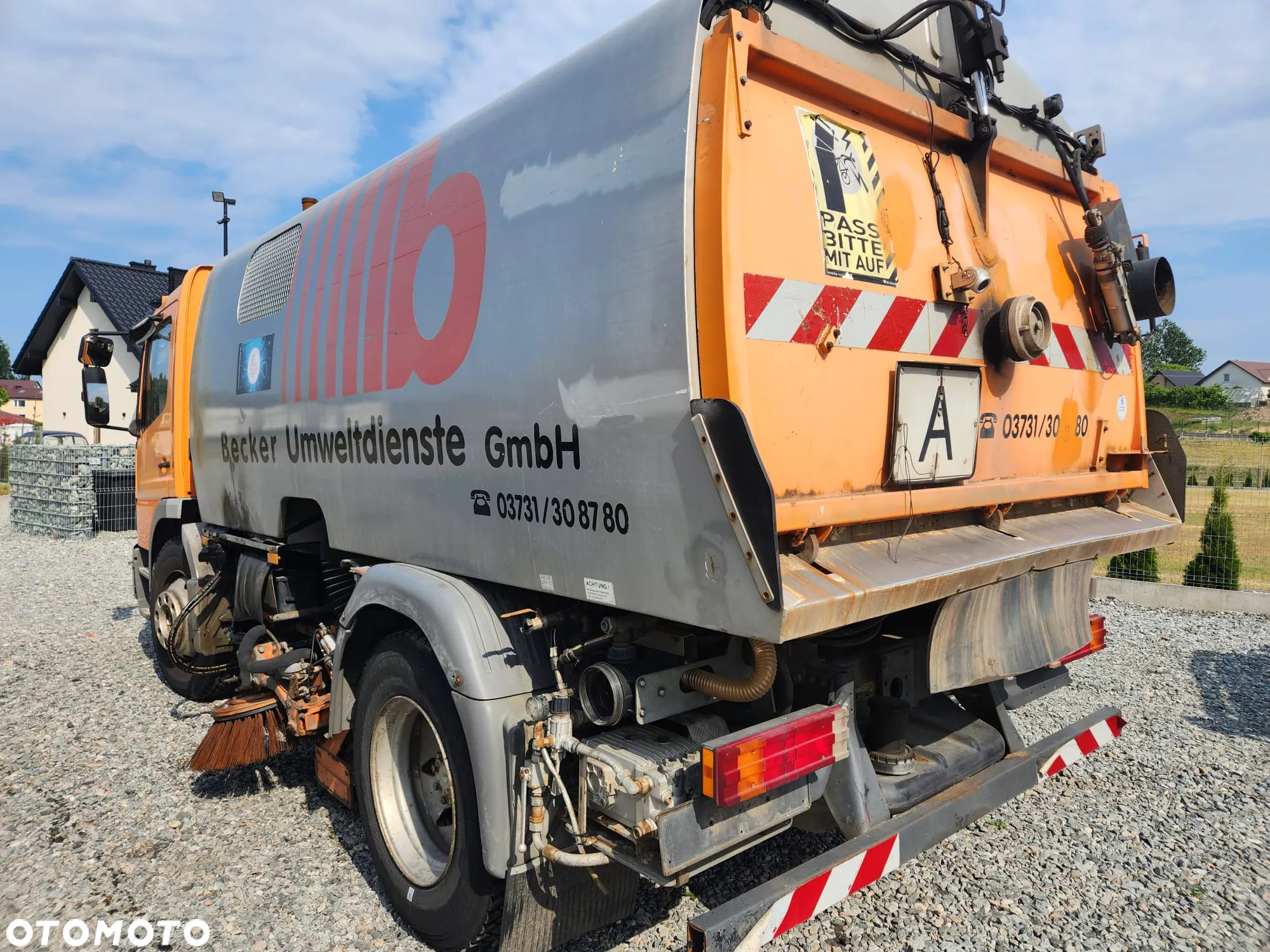Zamiatarka Mercedes-Benz Atego NA CZĘŚCI - 2