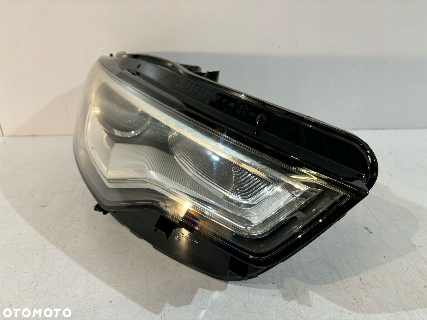 AUDI A6 C7 Lampa przednia Xenon Prawa - 17455 - 2