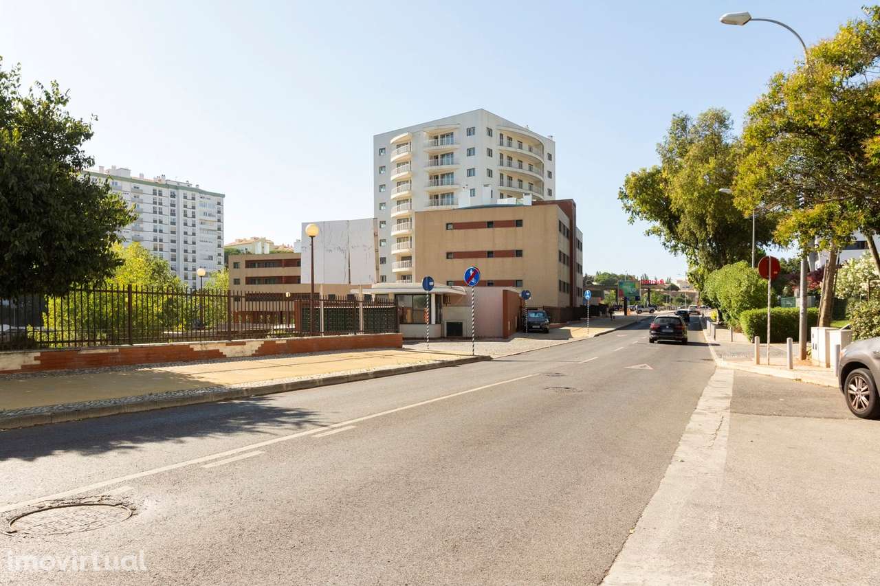 L Towers  Elegant Spacious Apartments in Paço de Arcos Tower 1 - Grande imagem: 3/18