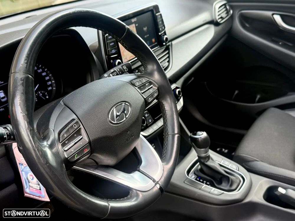 Hyundai i30 SW - 22