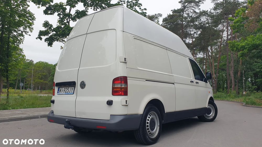 Volkswagen Transporter Caravelle Kurz (5.Si.) - 6