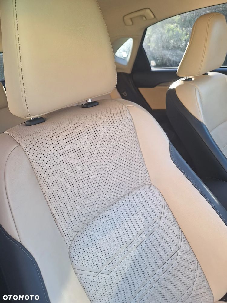 Lexus NX 200t Comfort AWD - 15