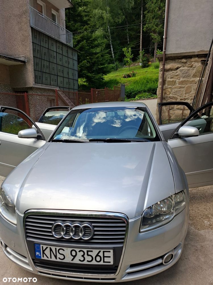 Audi A4 Limousine - 2