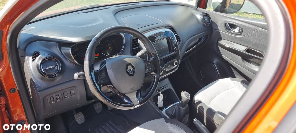 Renault Captur ENERGY dCi 90 Start&Stop Luxe - 11