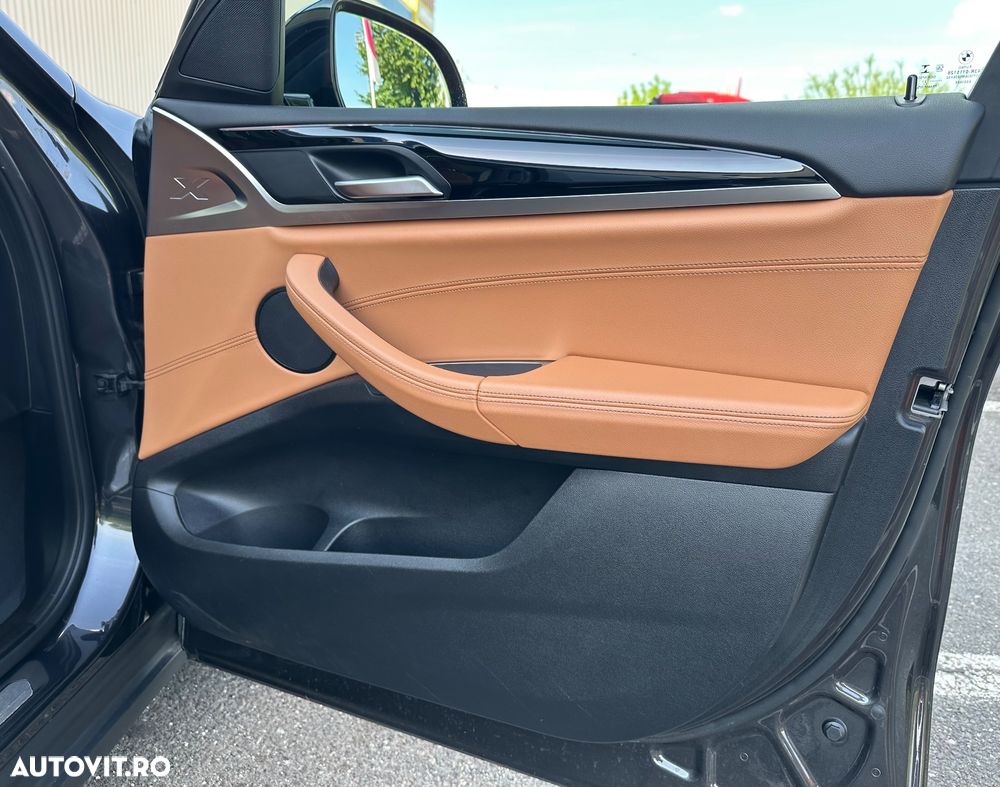 BMW X3 xDrive30e AT PHEV - 24