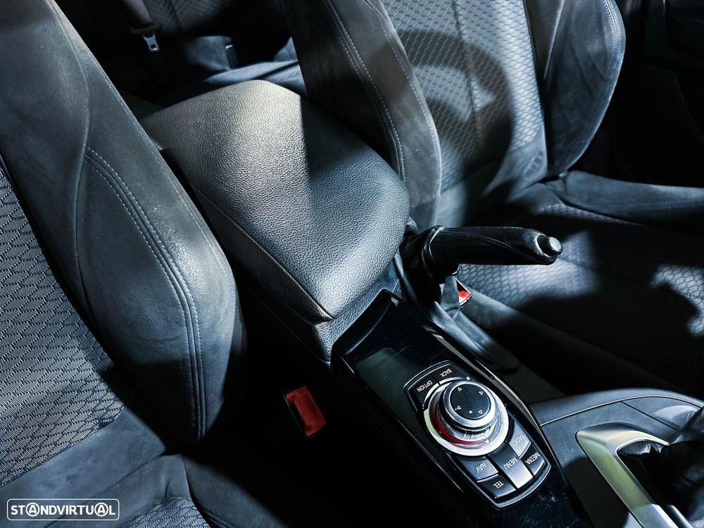 BMW 125 d Pack M Shadow - 25