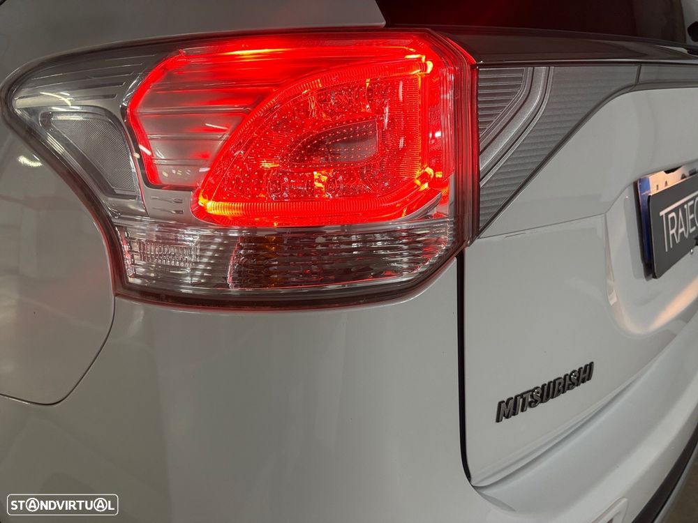 Mitsubishi Outlander - 17