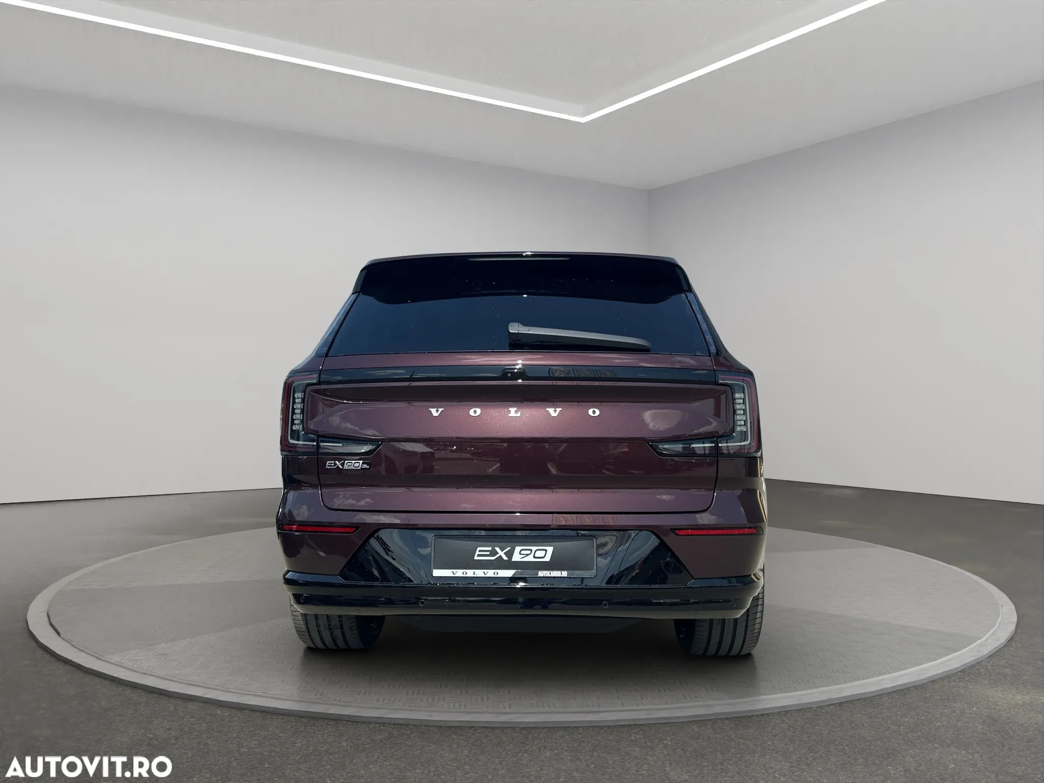 Volvo EX90 - 5