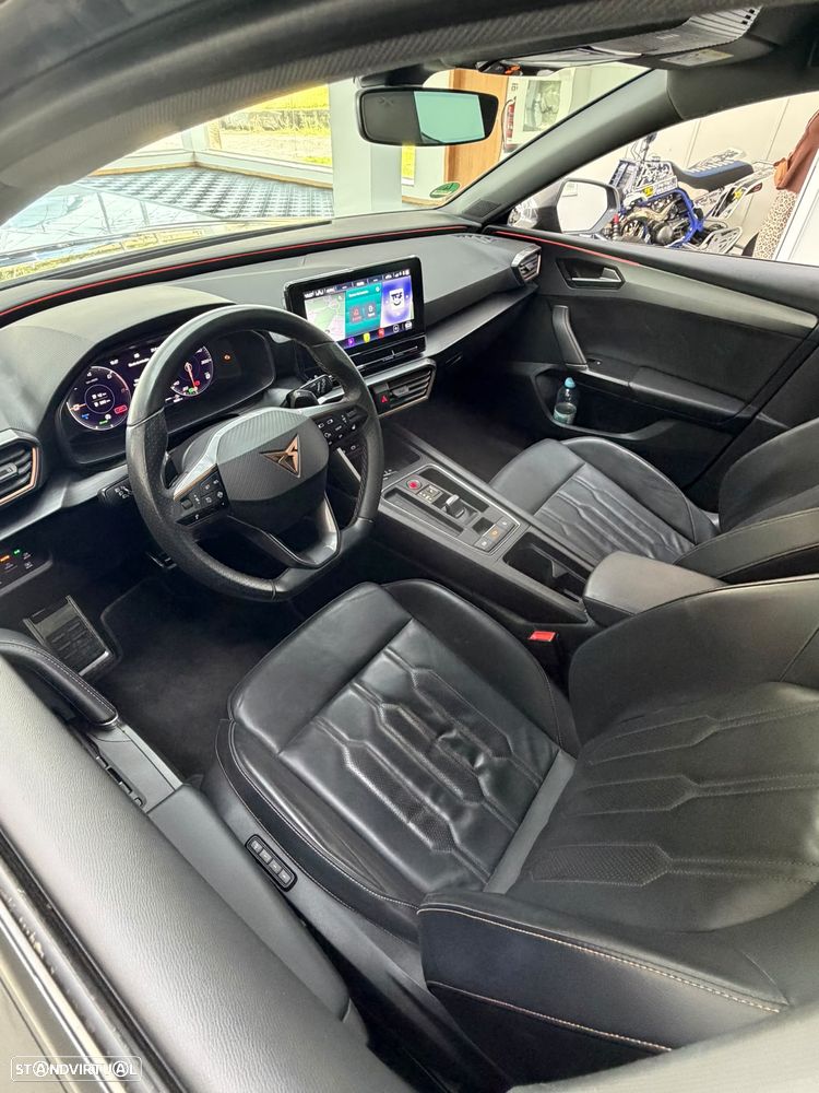 Cupra Leon 1.4 e-Hybrid MID DSG - 5