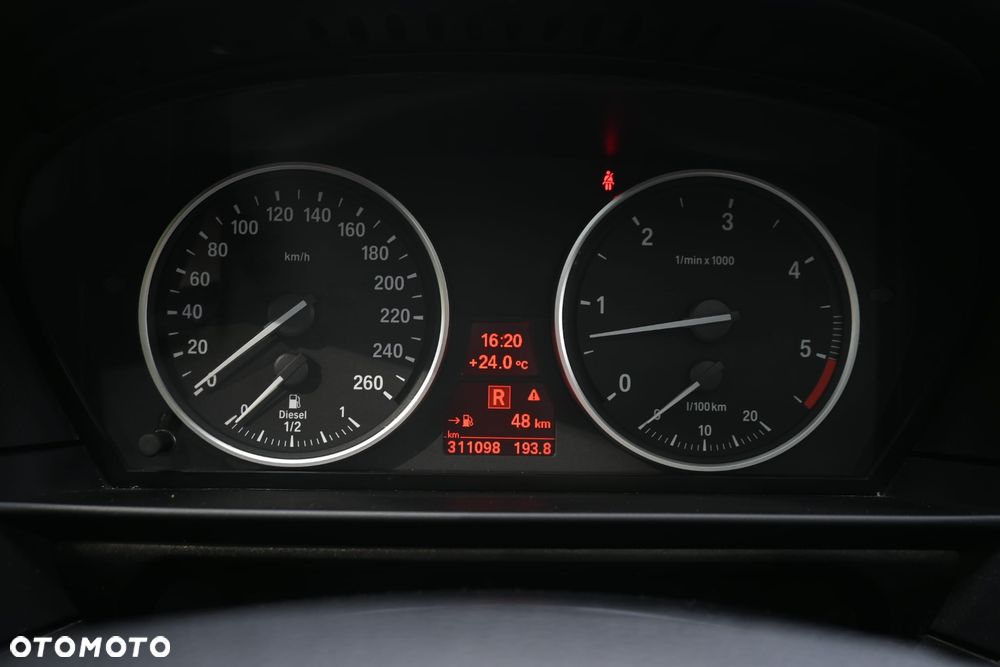 BMW Seria 5 530d Edition Sport - 33