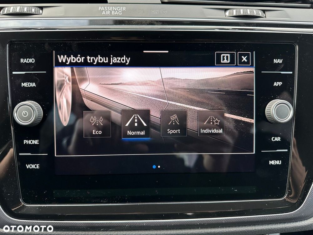 Volkswagen Touran 1.5 TSI EVO Highline DSG - 22