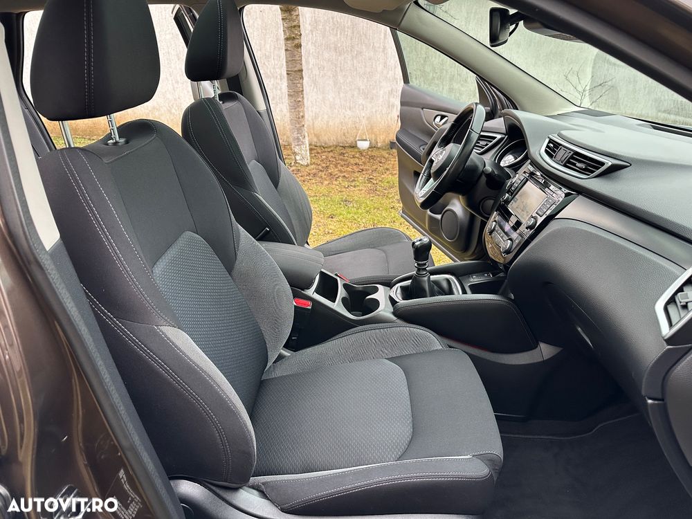 Nissan Qashqai - 11