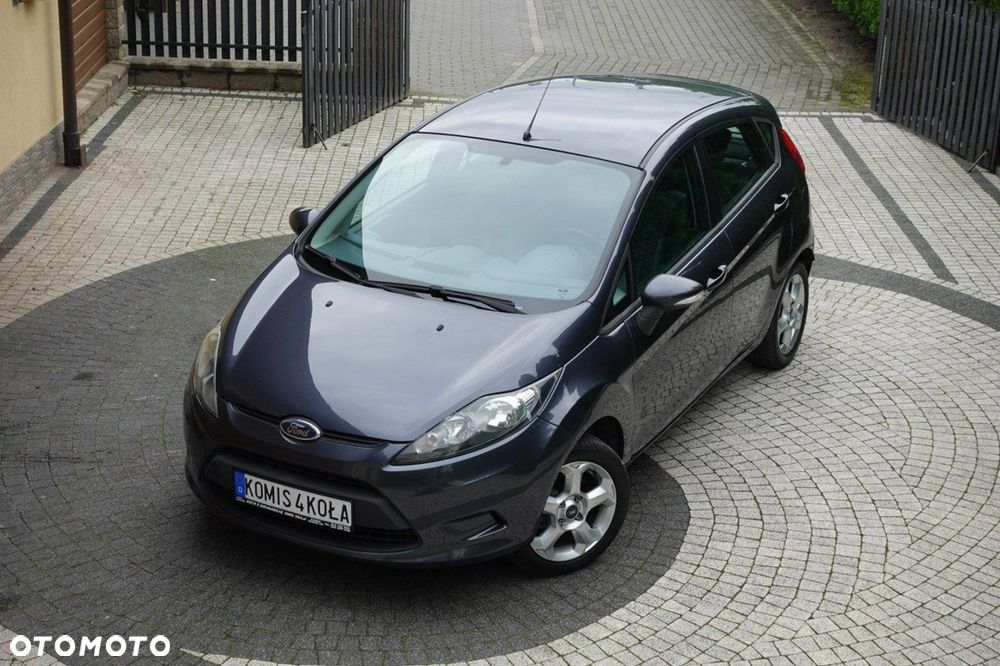 Ford Fiesta - 17