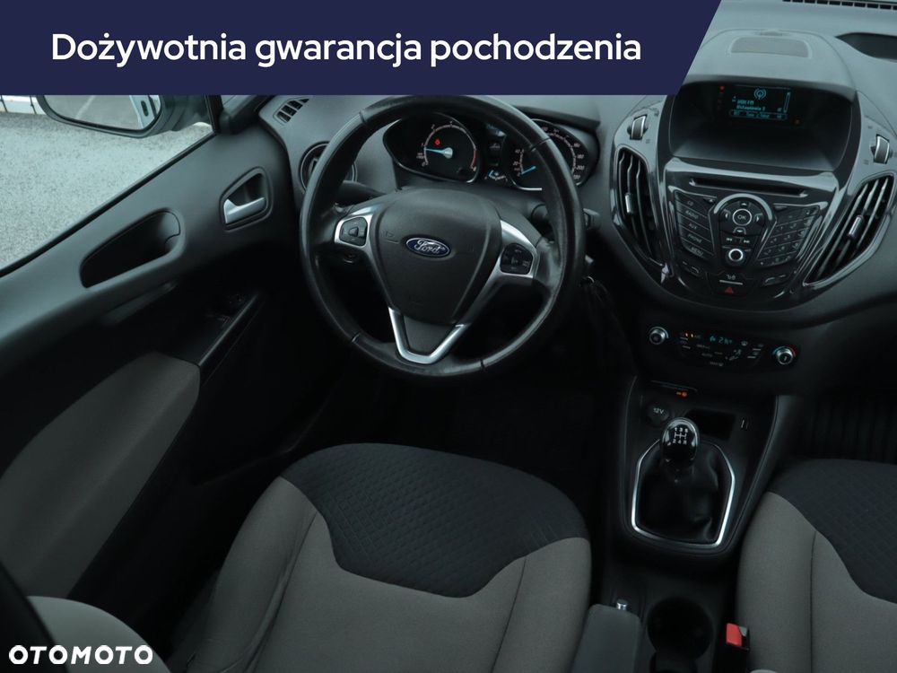 Ford Tourneo Courier - 9