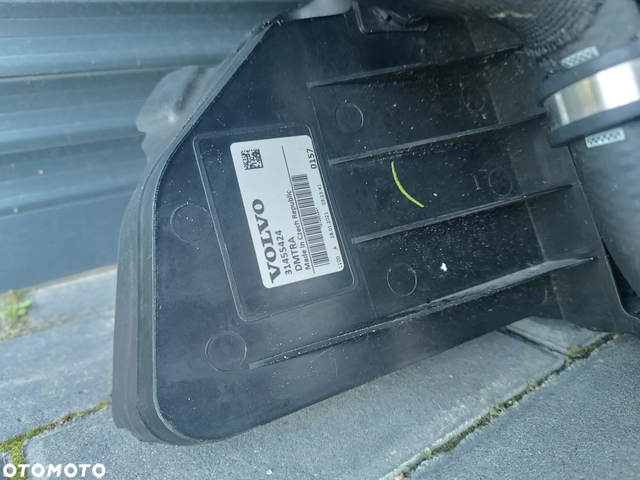 PAS PRZEDNI KOMPLETNY CHŁODNICE WENTYLATOR BELKA VOLVO XC40 II 1.5 HYBRYDA PLUG-IN - 10
