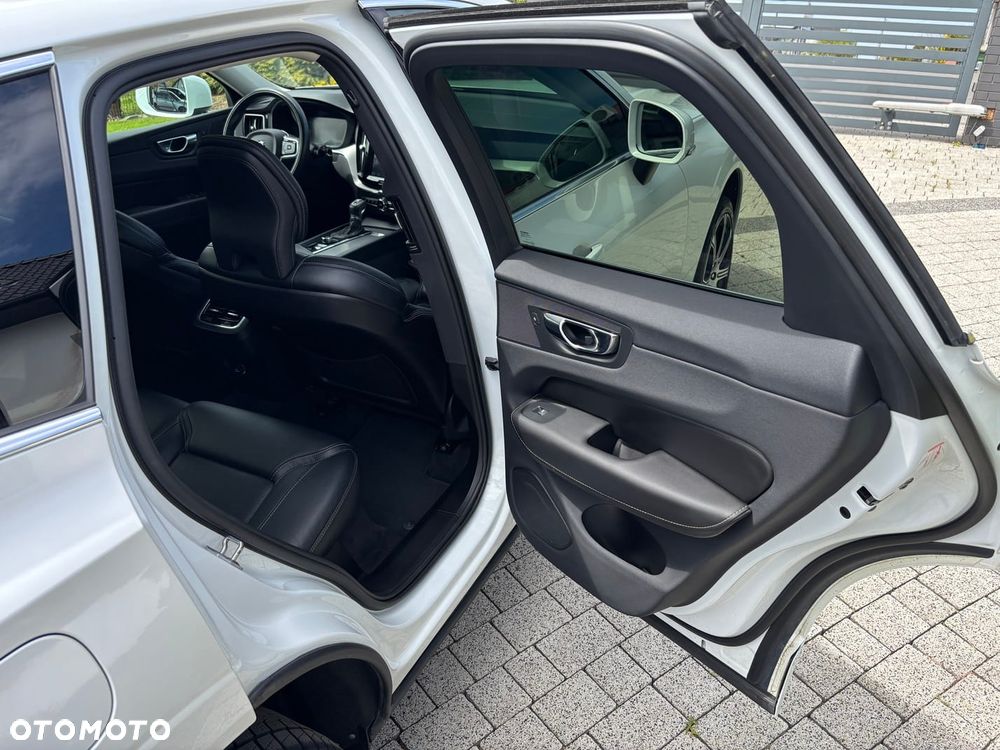 Volvo XC 60 - 16