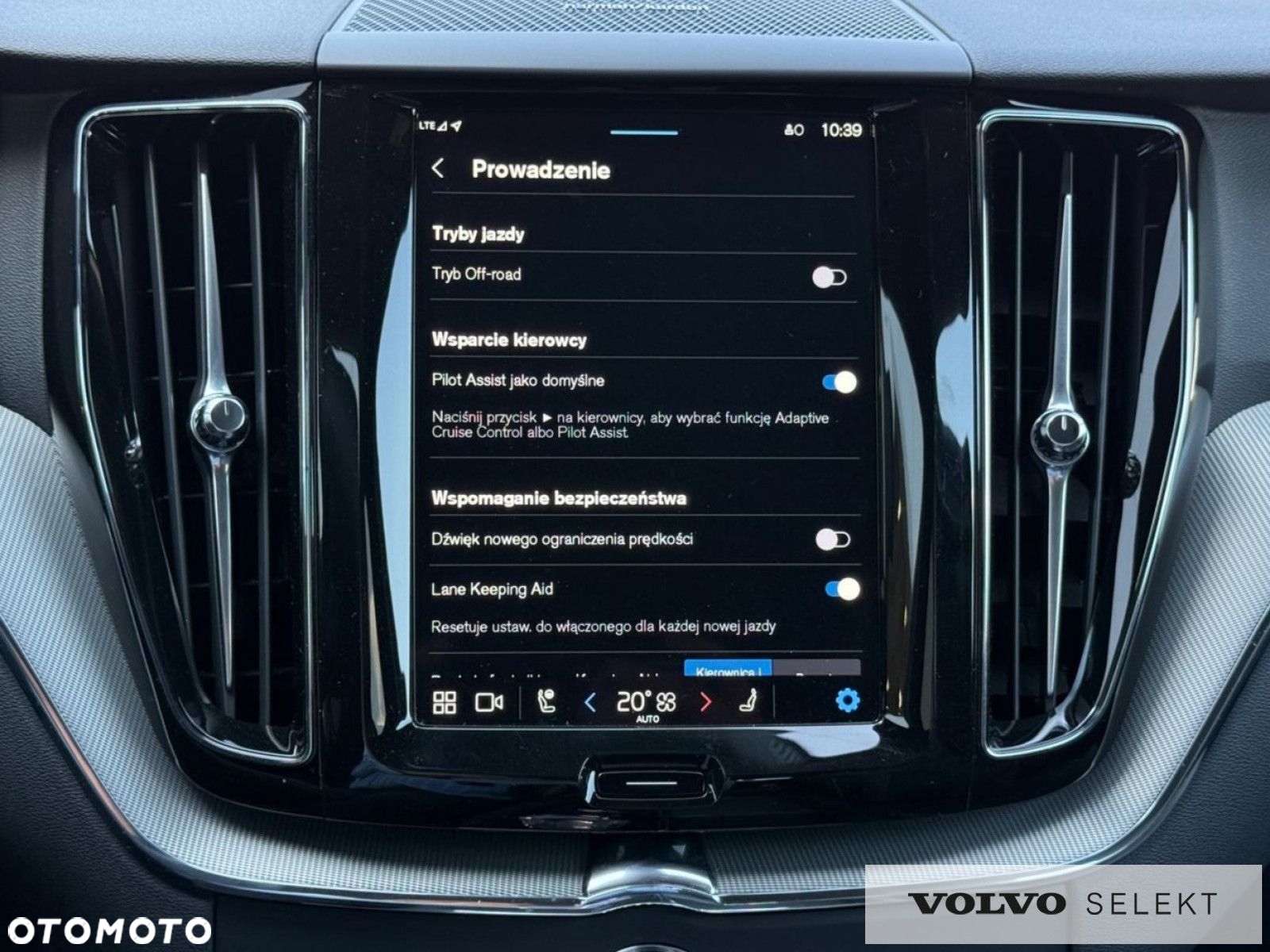 Volvo XC 60 - 24