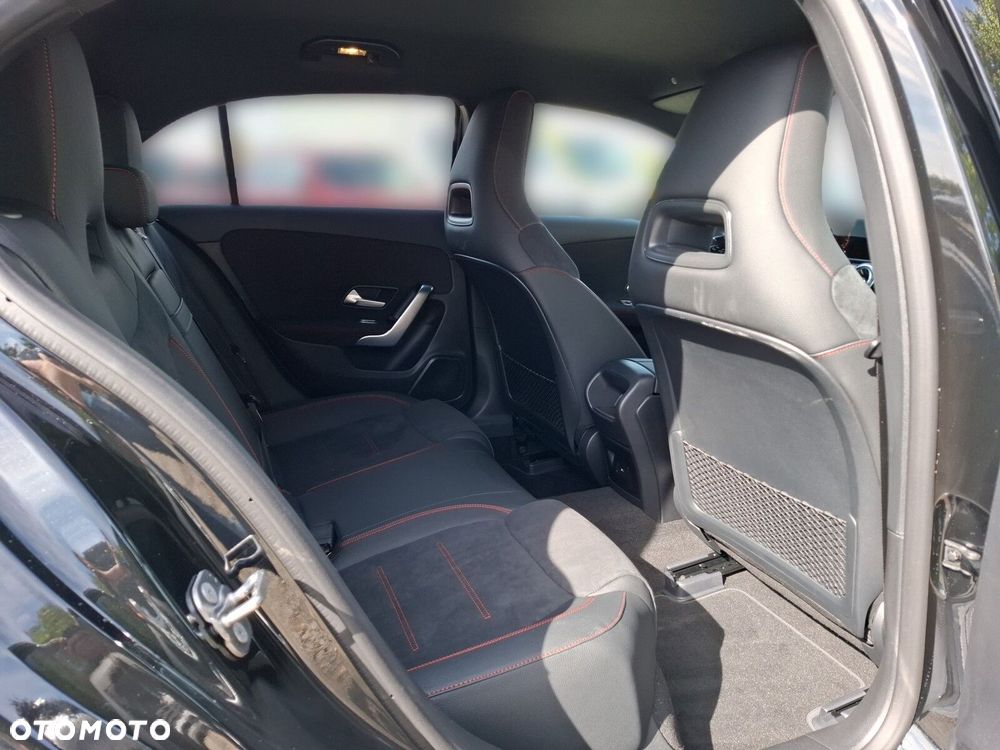 Mercedes-Benz Klasa A 200 AMG Line 7G-DCT - 15