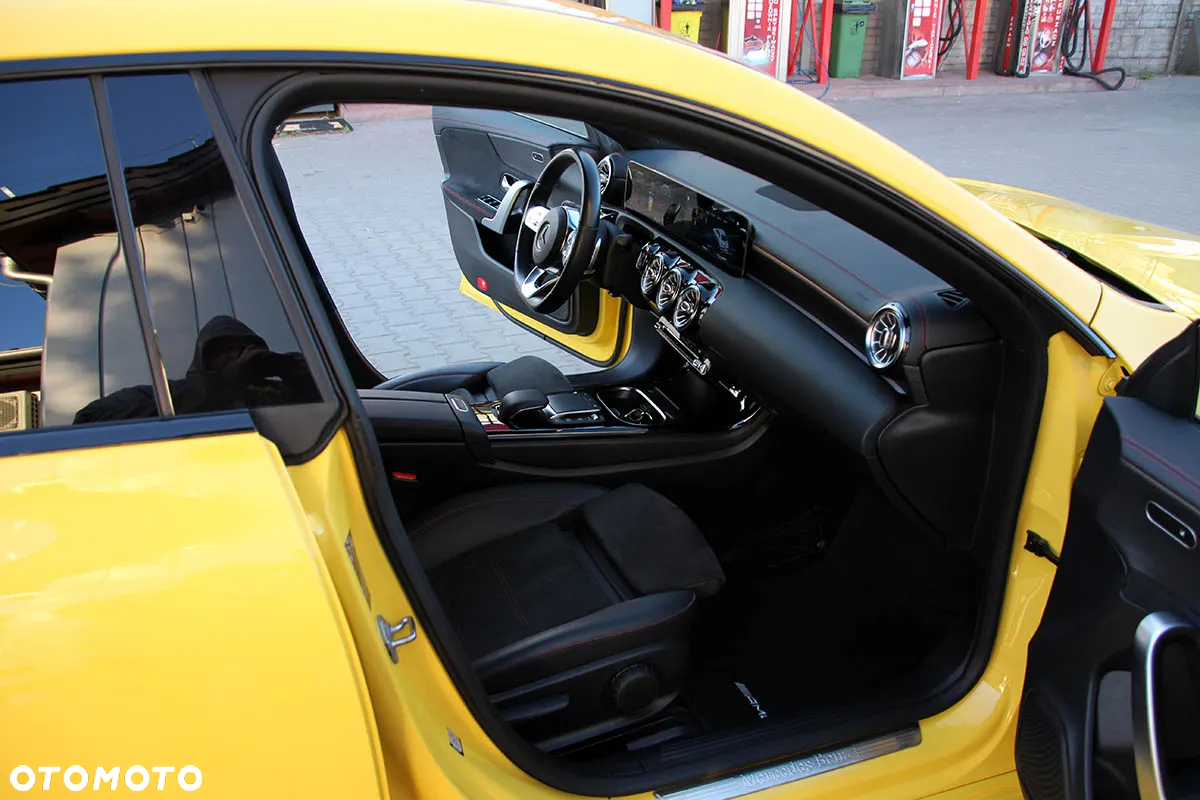 Mercedes-Benz CLA 200 d 8G-DCT AMG Line - 21