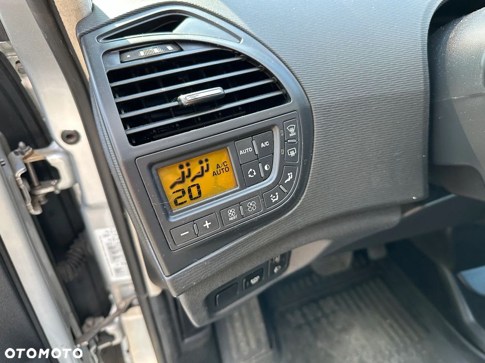 Citroën C4 Picasso 1.6 HDi Selection MCP - 28