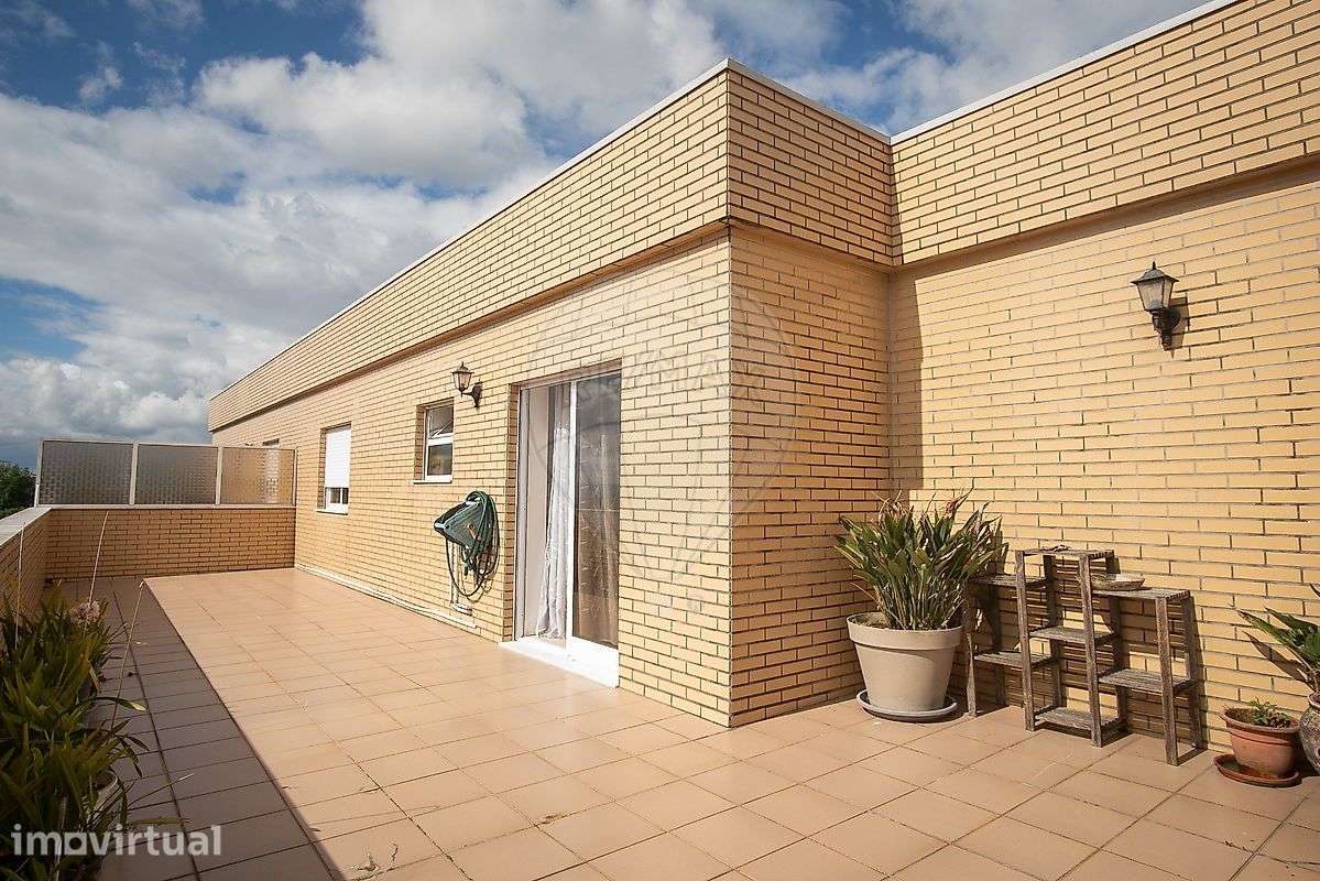 Apartamento, 198 m², Braga (Maximinos, Sé e Cividade) - Grande imagem: 2/34