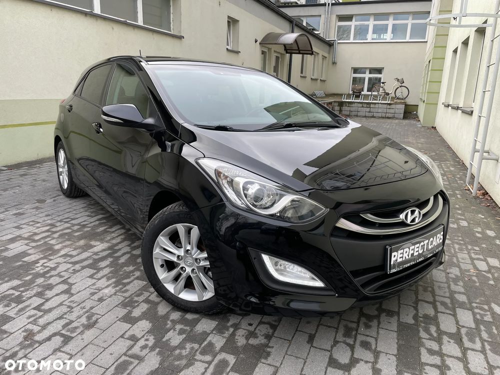Hyundai i30 1.4 Premium - 1