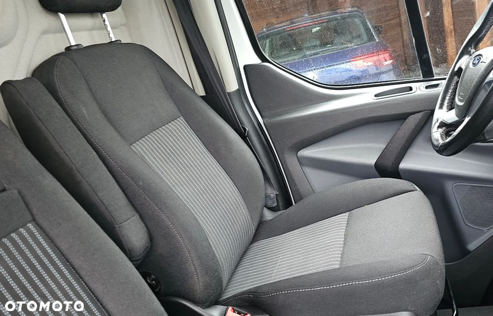 Ford Transit Custom - 25