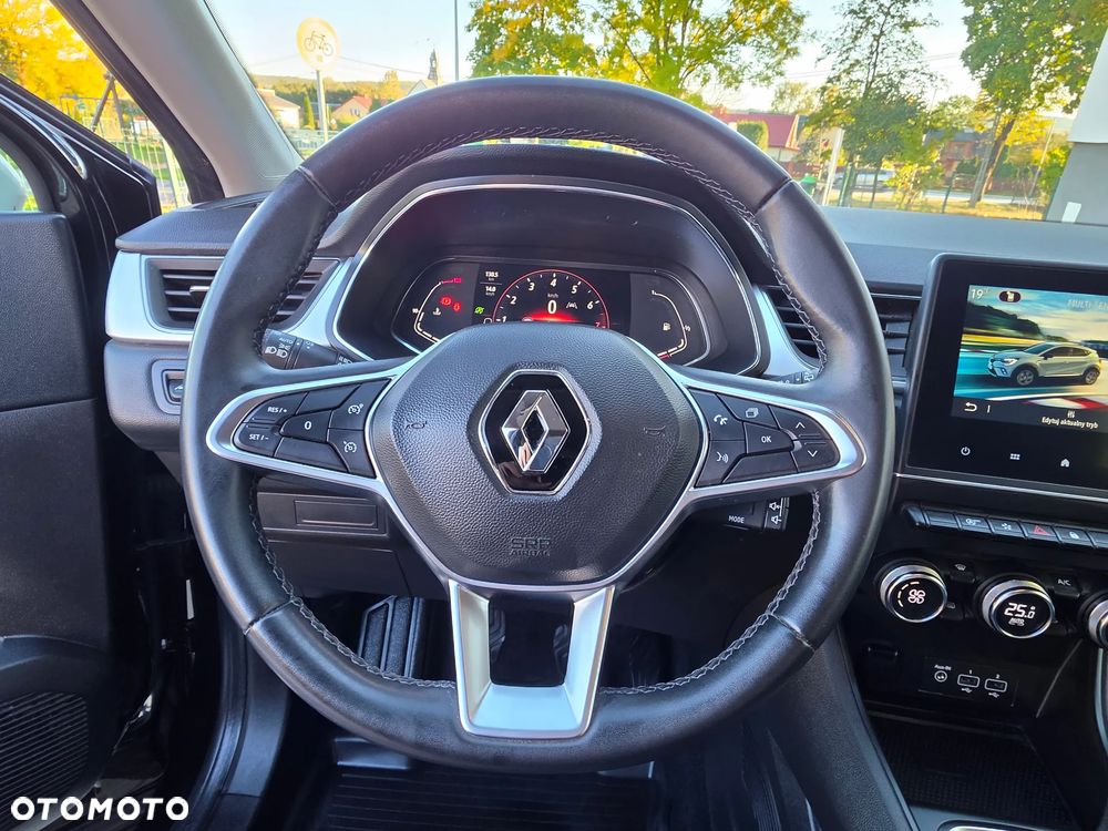 Renault Captur - 28