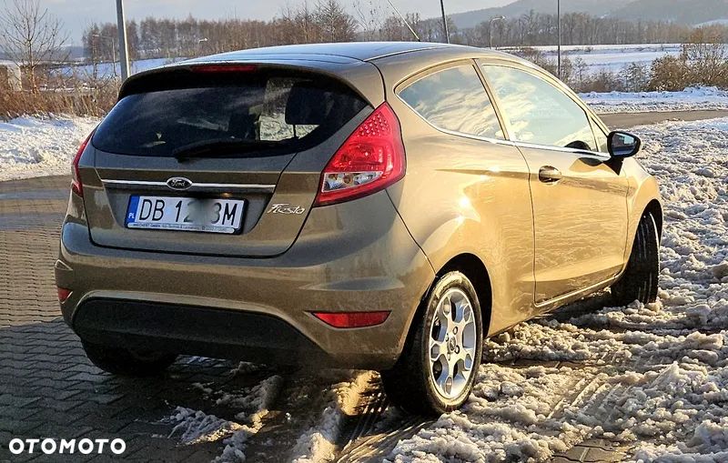 Ford Fiesta 1.4 Titanium - 14