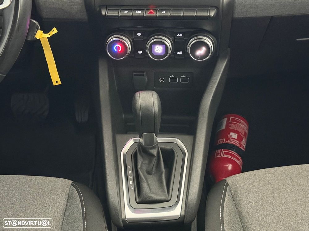 Renault Clio 1.6 E-Tech Edition One - 24