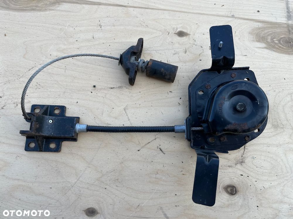 Winda koła zapasowego Land Rover Discovery Sport - 1