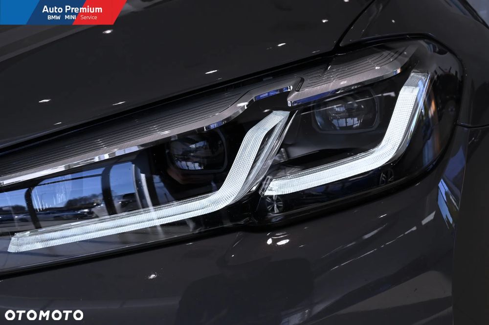 BMW Seria 5 540d xDrive mHEV - 22