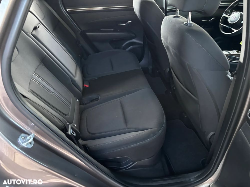 Hyundai Tucson 1.6 T-GDi HEV 2WD Trend - 32