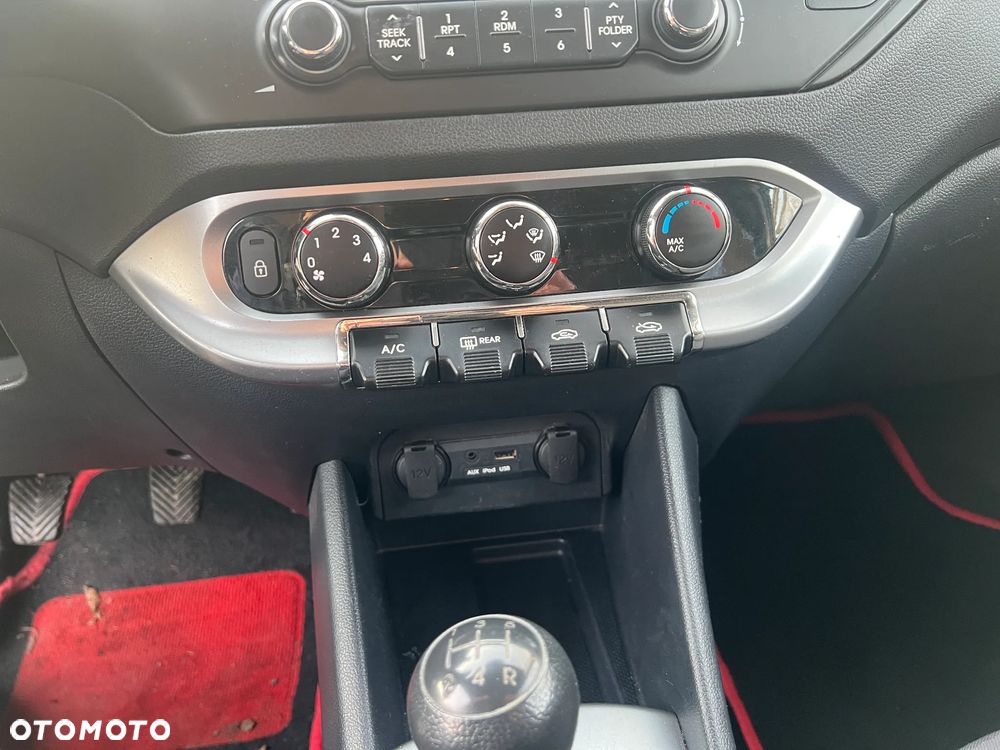 Kia Rio 1.2 Attract - 19