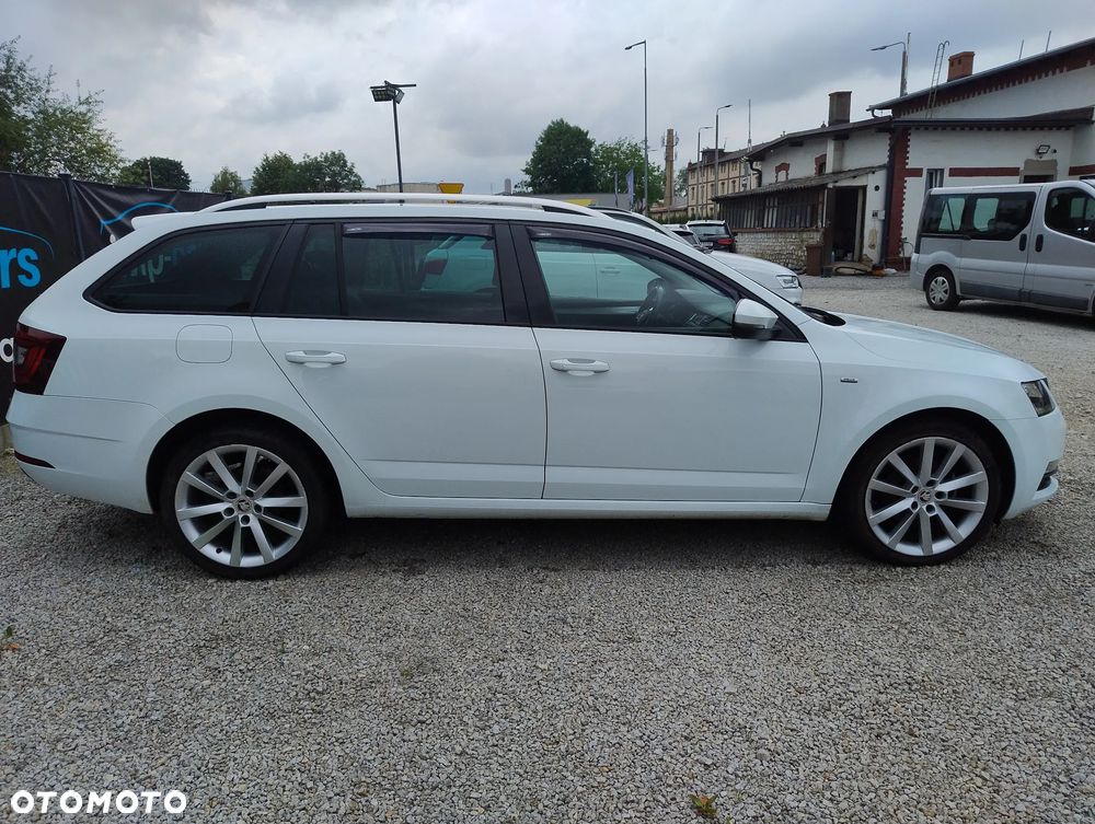 Skoda Octavia 2.0 TDI DSG Style - 6