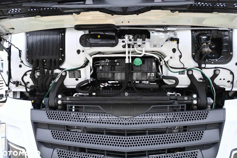 Mercedes-Benz Actros L - 14