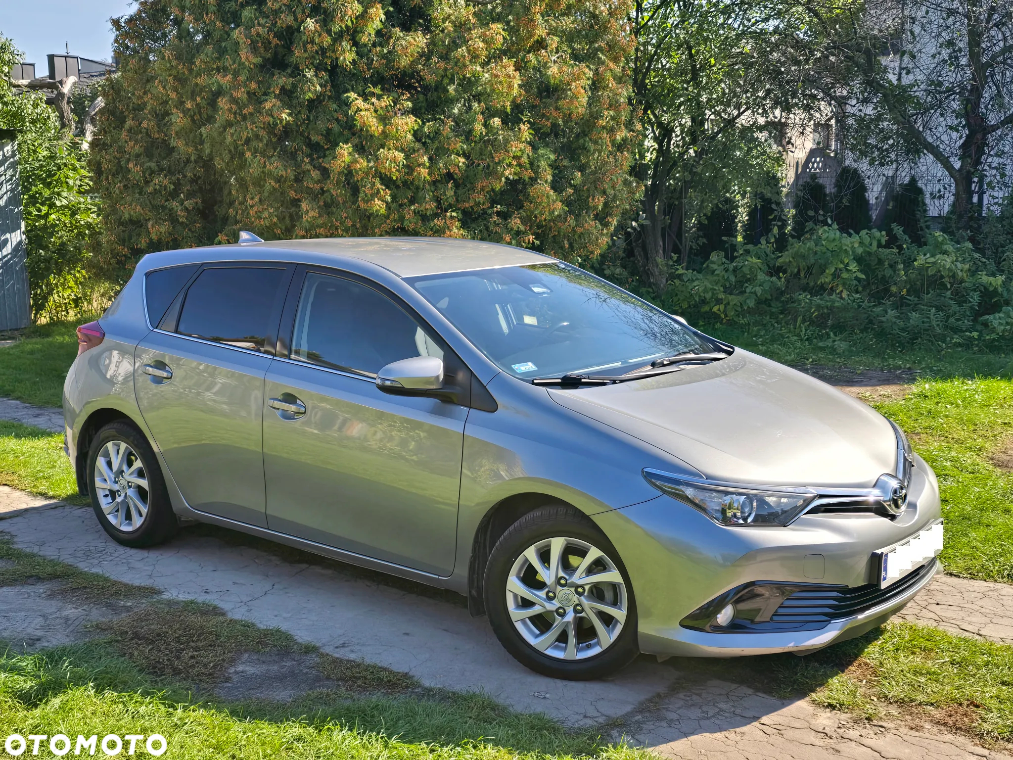 Toyota Auris 1.6 Premium - 38