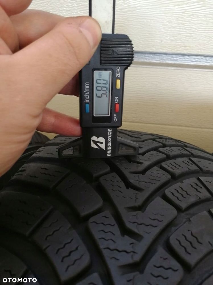 Opony zimowe 215/65 R 17 Falken Eurowinter HS01 SUV - 3