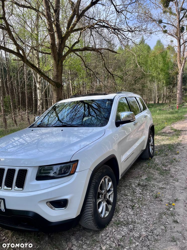Jeep Grand Cherokee - 22