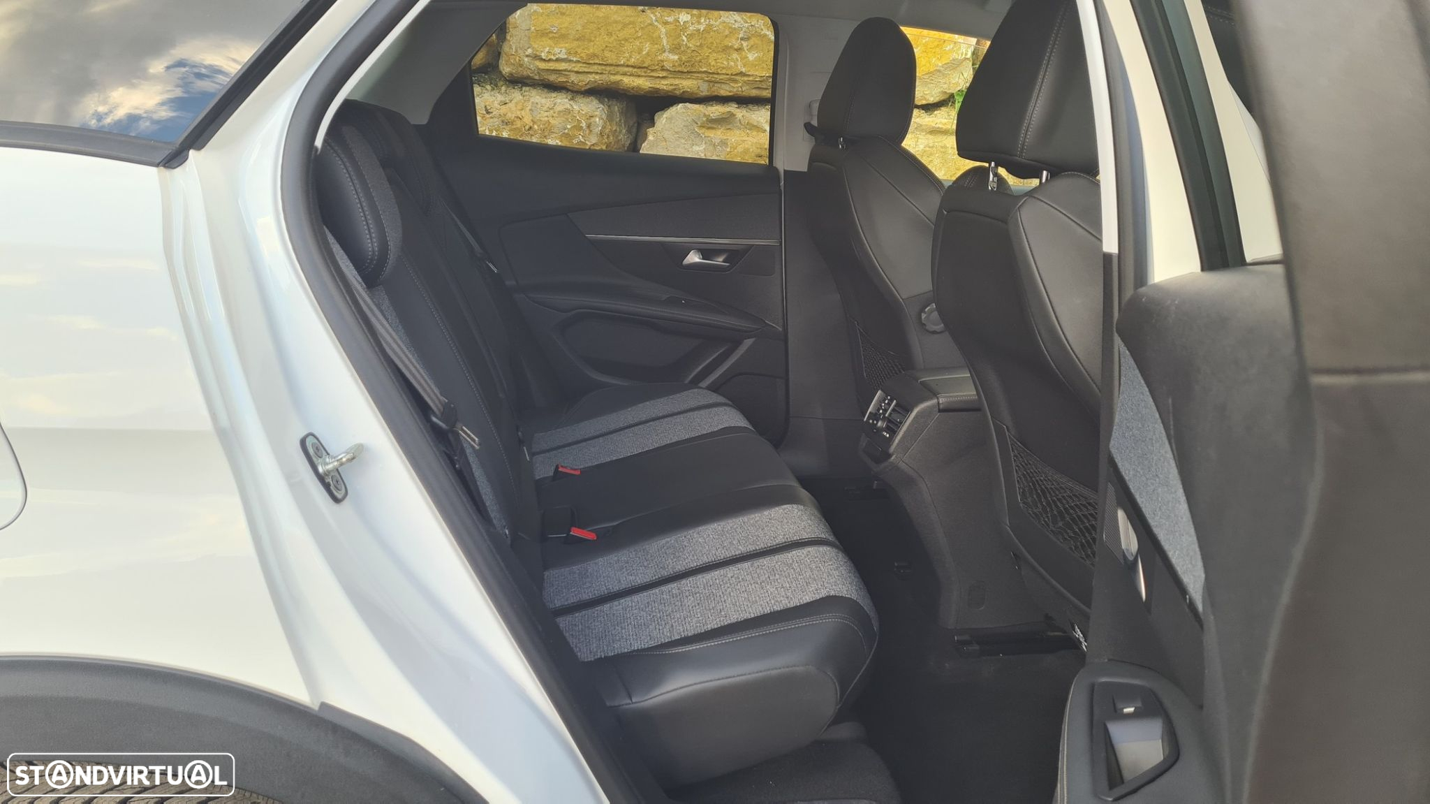 Peugeot 3008 1.5 BlueHDi Allure EAT8 - 53