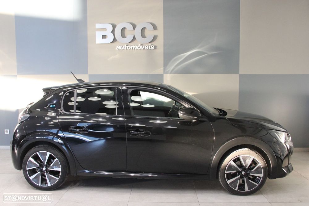 Peugeot e-208 50 kWh GT Line - 26