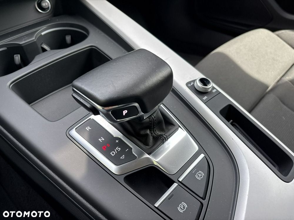 Audi A4 Avant 40 TDI mHEV Quattro S Line S tronic - 27