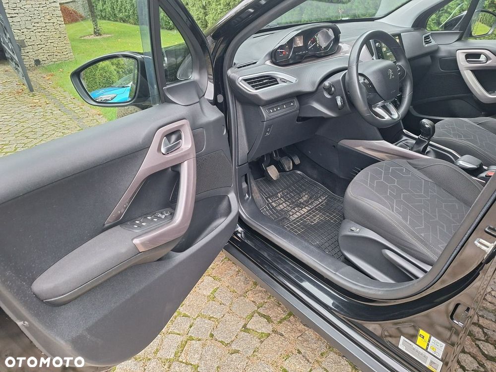 Peugeot 2008 1.6 e-HDi Active S&S - 9