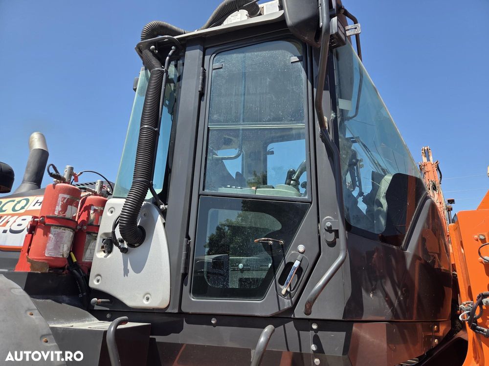 Hitachi ZW180-6, 2019, 6.049h, FULL OPTION, Gresare automataz, Cupa NOUA 3mc, anvelope L5 90% bune, Cantar, Joystick, inst hidr suplimentara, Masa operationala 17t, motor 129kW, basculeaza la 4m,Camera spate,Posibilitate leasing 3 ani-PROMOTIE -96900 EUR+Tva - 21