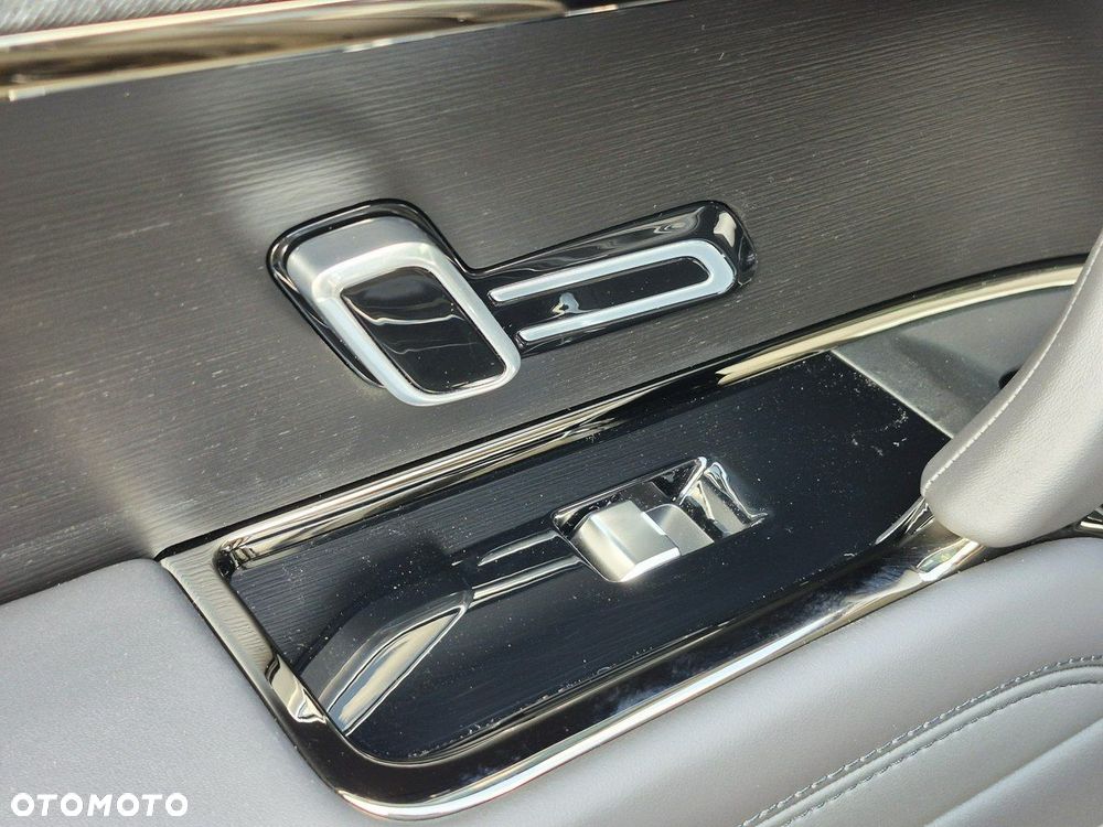 Land Rover Range Rover Sport - 24