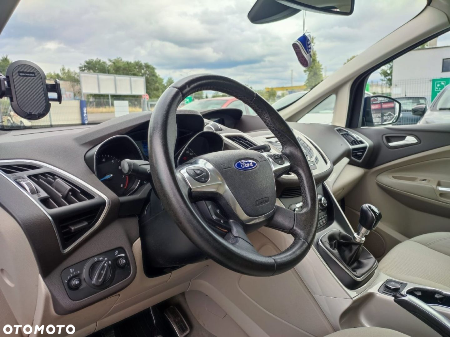 Ford C-MAX - 5